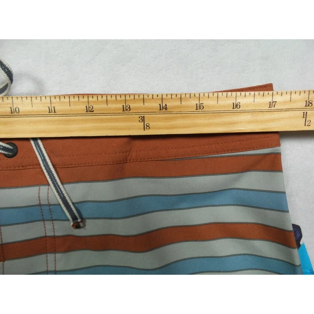 Captain‎ Fin Shorts Mens Size 32 Orange Blue Striped Stretch Boardshorts NWT